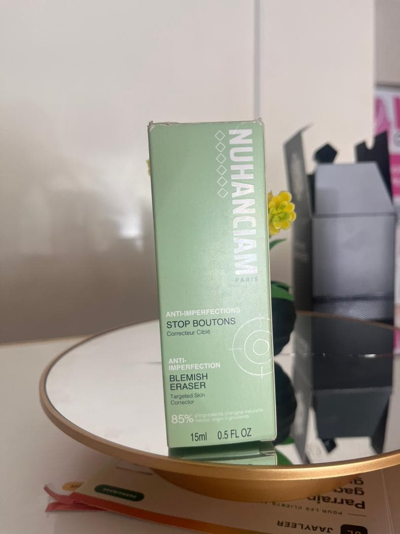 Nuhanciam Paris Stop Boutons correcteur ciblé anti-imperfections, tube 15 ml